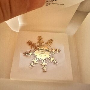 CHANEL Gold Pin